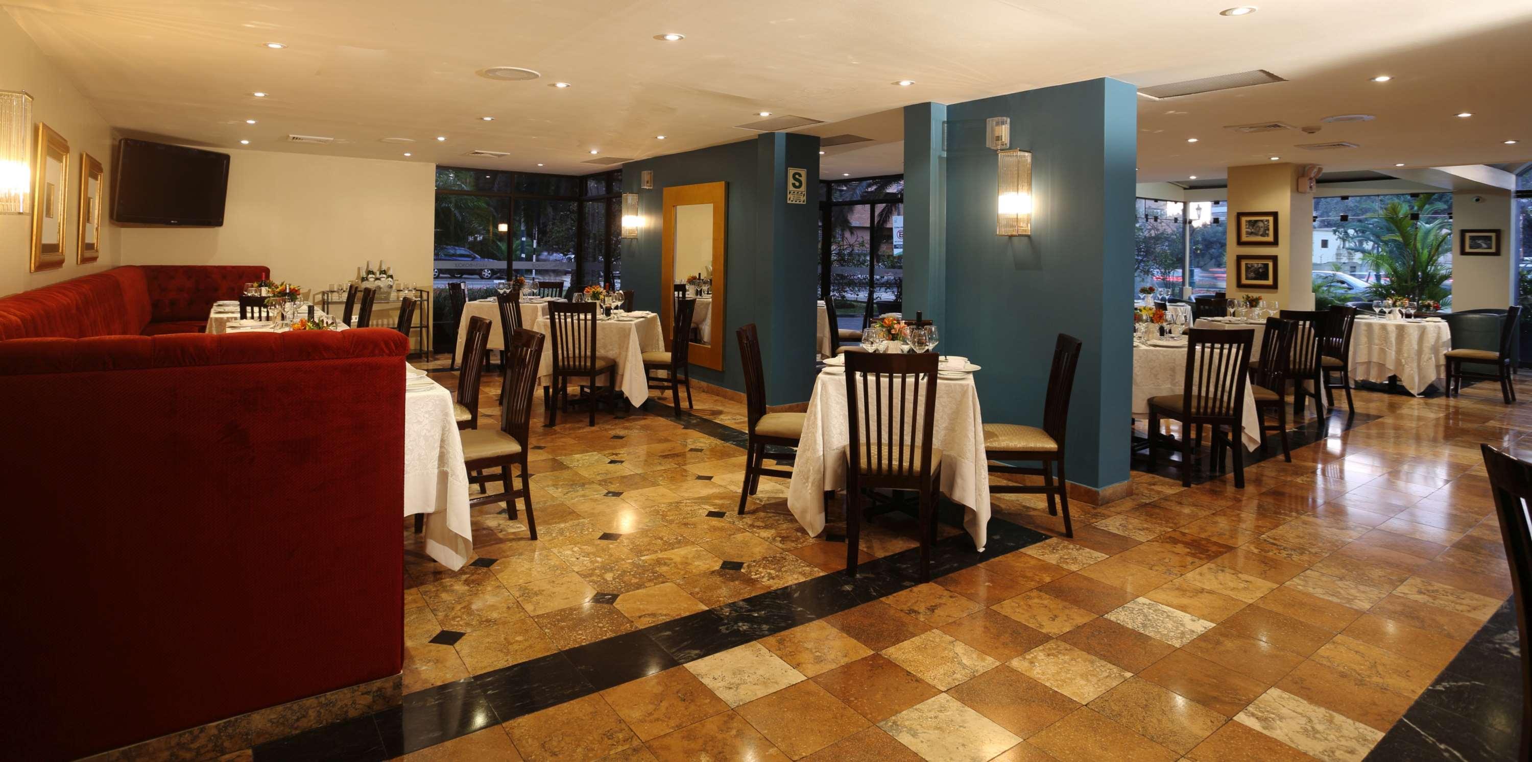 Radisson Hotel Plaza Del Bosque Ліма Екстер'єр фото